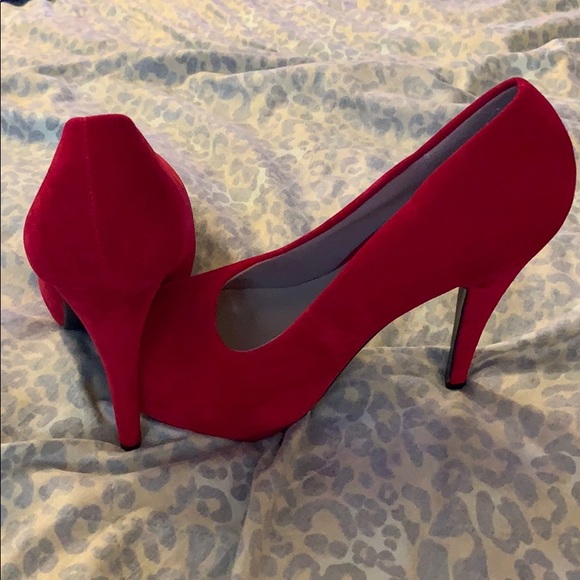 Women’s heels - Picture 2 of 2